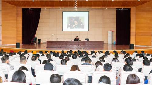 http://www.asu.edu.cn/__local/9/EC/79/C46677C004D68248737ACD2BEAA_C8396840_15C1E.jpg